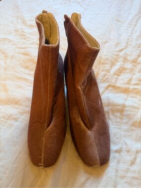 Dusty Pink Velvet Women’s Ankle Boots